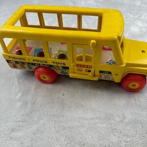 Vintage Fisher Price Yellow School‎ Bus Pull Toy